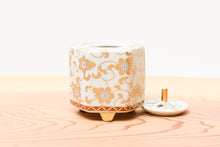 画像をギャラリービューアに読み込む, 3号香炉 白粒鉄仙