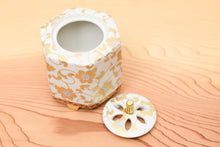 画像をギャラリービューアに読み込む, 3号香炉 白粒鉄仙