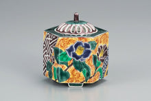 画像をギャラリービューアに読み込む, 【生産中止】3.5号香炉 吉田屋風椿/宮本晄