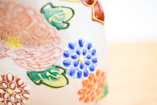 画像をギャラリービューアに読み込む, 【生産中止】4号両手招き猫 花づくし