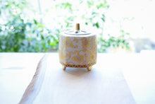 画像をギャラリービューアに読み込む, 3号香炉 白粒鉄仙