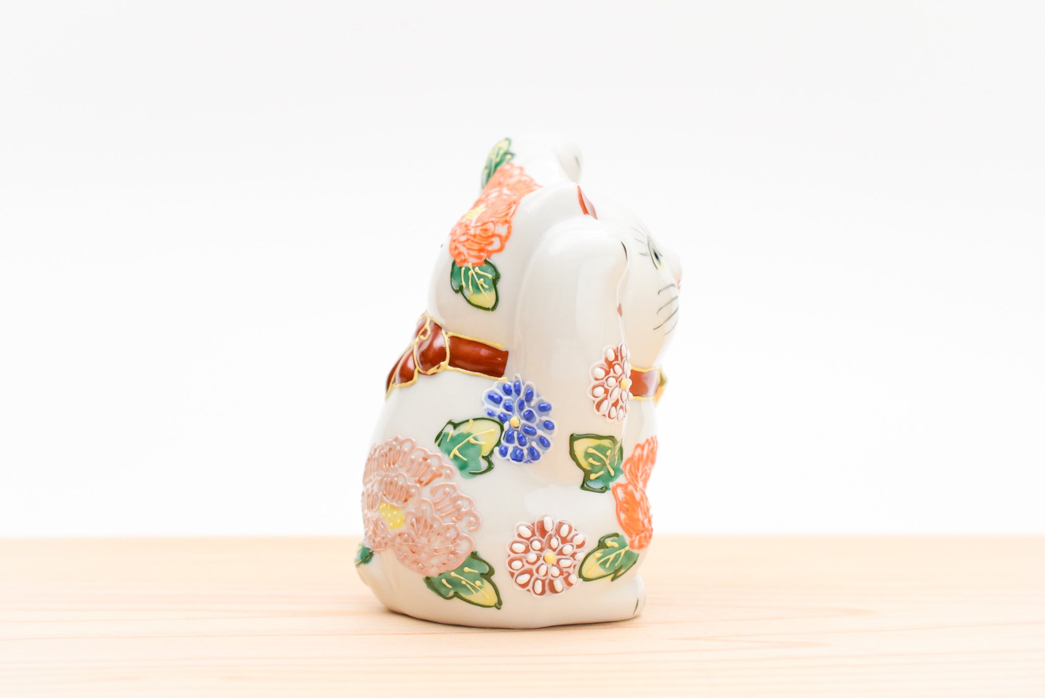 生産中止】4号両手招き猫 花づくし – Juttoku.
